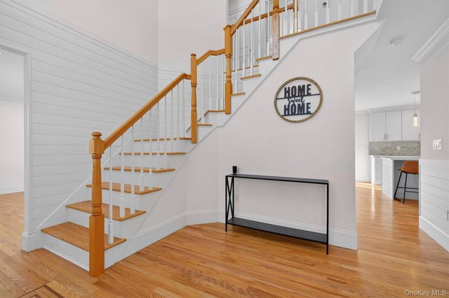 2463 Orchard View Court, Yorktown Heights, NY 10598