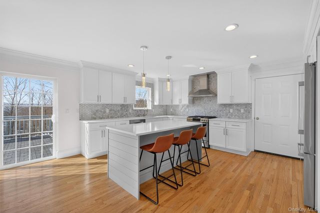 2463 Orchard View Court, Yorktown Heights, NY 10598