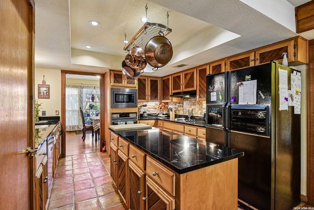 15519 Long Creek, San Antonio, TX 78247