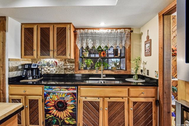 15519 Long Creek, San Antonio, TX 78247