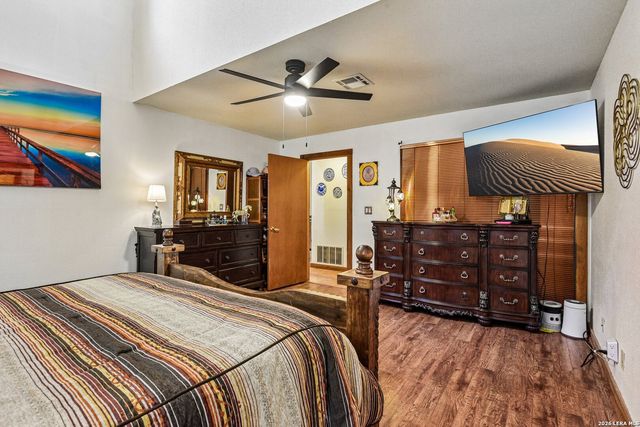 15519 Long Creek, San Antonio, TX 78247