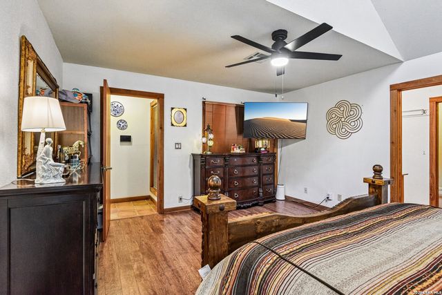15519 Long Creek, San Antonio, TX 78247