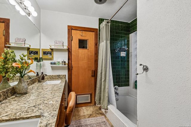 15519 Long Creek, San Antonio, TX 78247