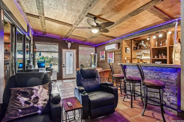 15519 Long Creek, San Antonio, TX 78247