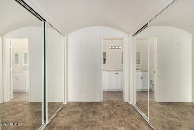 2702 E CATHEDRAL ROCK Drive, Phoenix, AZ 85048