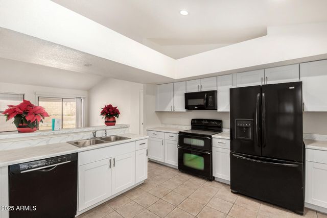 2702 E CATHEDRAL ROCK Drive, Phoenix, AZ 85048