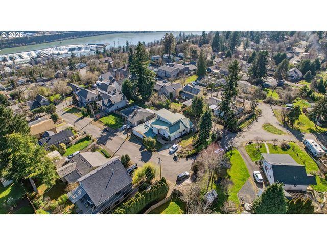 2088 OAK St, West Linn, OR 97068