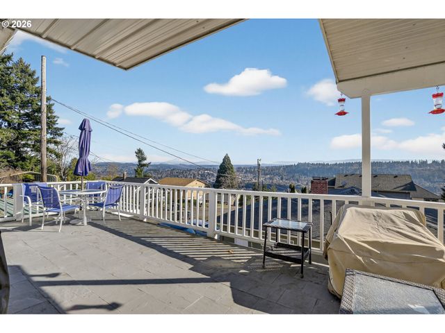 2088 OAK St, West Linn, OR 97068