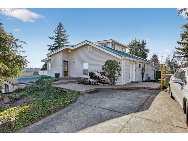 2088 OAK St, West Linn, OR 97068