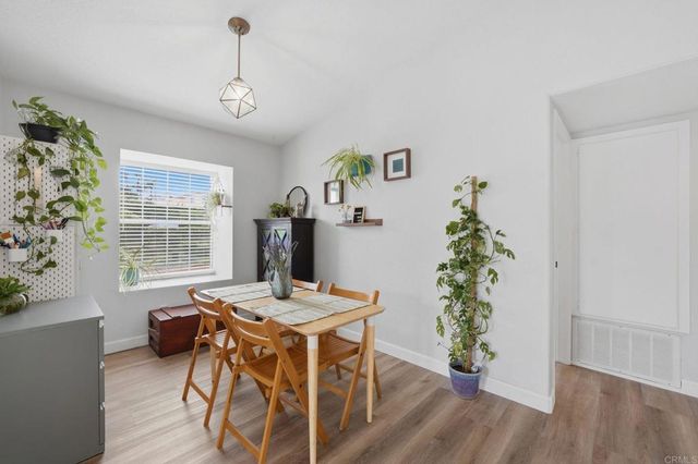 5064 Via Manos F, Oceanside, CA 92057