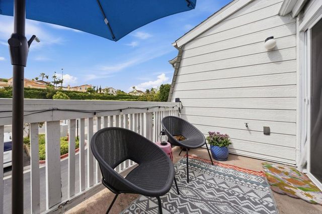 5064 Via Manos F, Oceanside, CA 92057