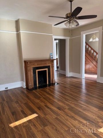 224 Dorchester Avenue, Cincinnati, OH 45219