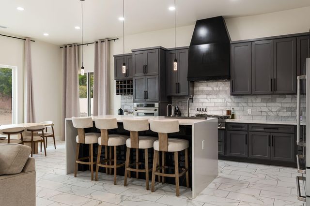 825 3rd Street NE, Rio Rancho, NM 87124