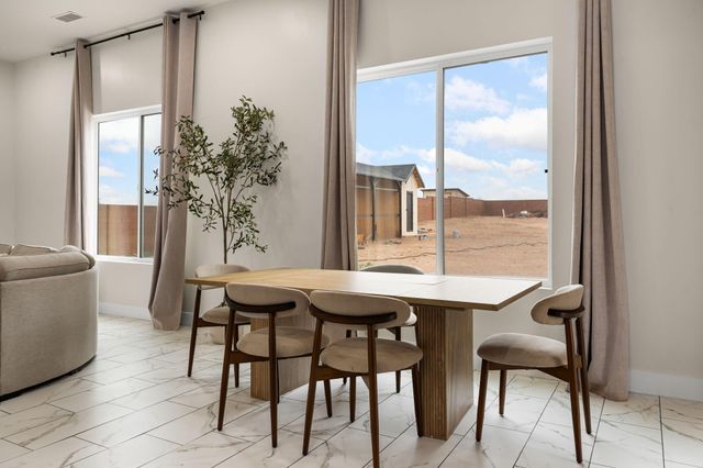 825 3rd Street NE, Rio Rancho, NM 87124