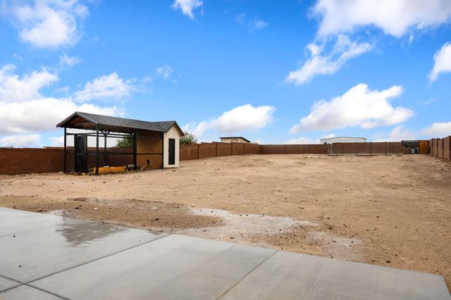 825 3rd Street NE, Rio Rancho, NM 87124