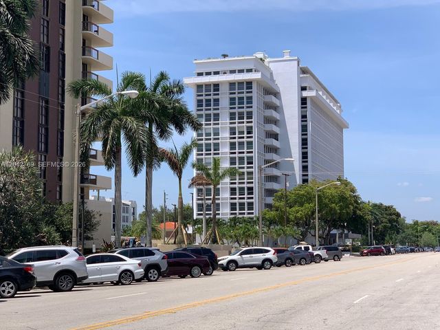 700 Biltmore Way 414, Coral Gables, FL 33134