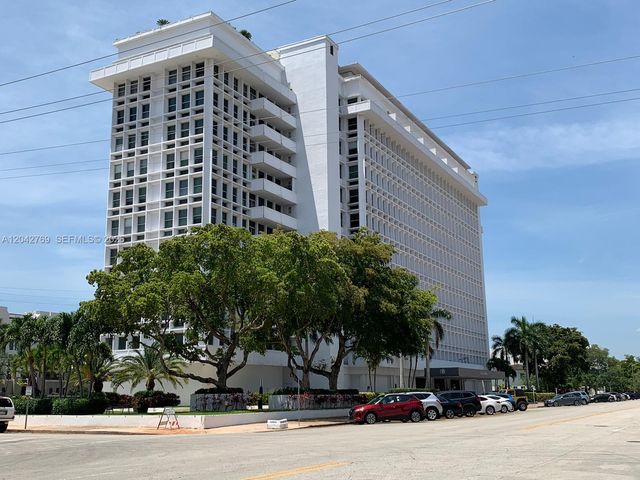 700 Biltmore Way 414, Coral Gables, FL 33134