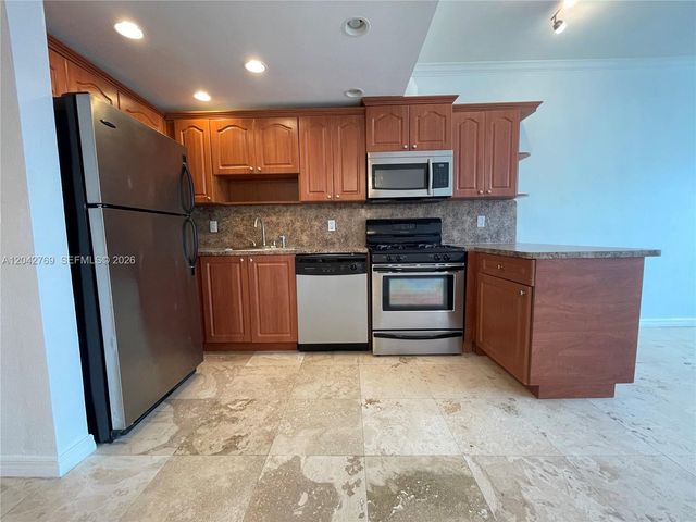 700 Biltmore Way 414, Coral Gables, FL 33134