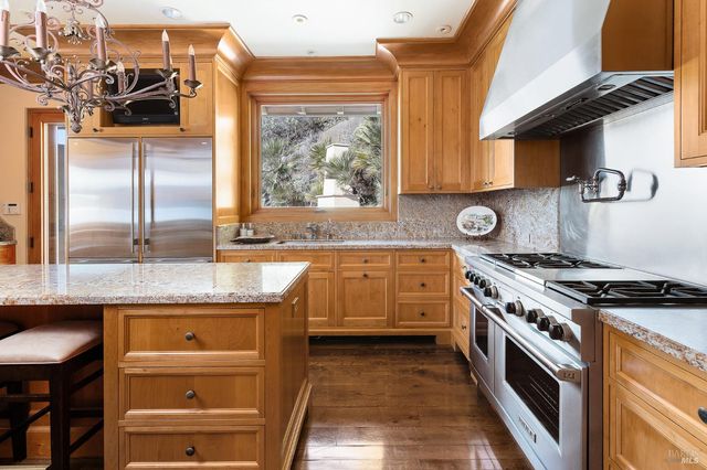 125 Belvedere Ave, Belvedere, CA 94920