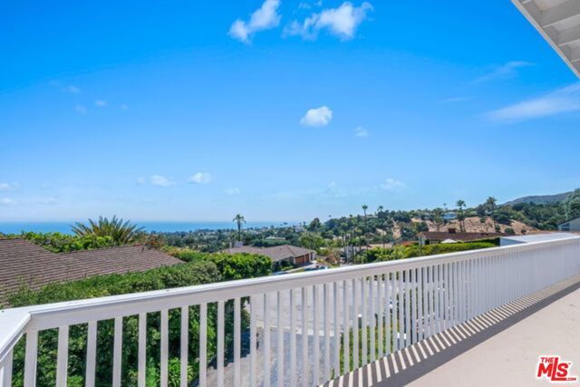 1175 Las Pulgas Place, Pacific Palisades (los Angeles), CA 90272