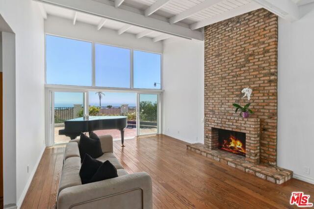 1175 Las Pulgas Place, Pacific Palisades (los Angeles), CA 90272