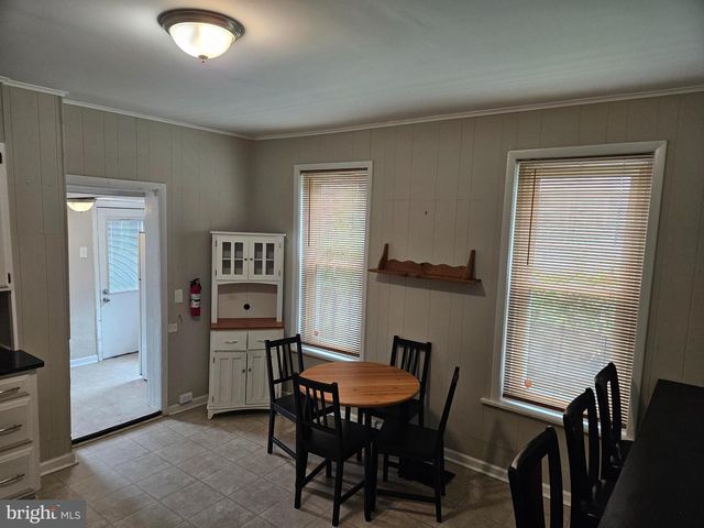 551 LINCOLN AVE, Pottstown, PA 19464