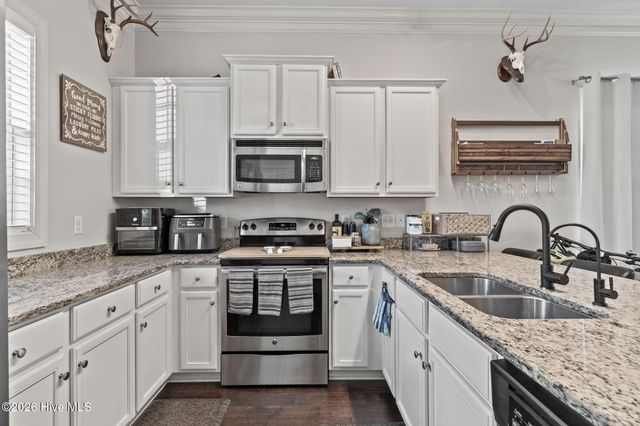 4938 Exton Park Loop, Castle Hayne, NC 28429