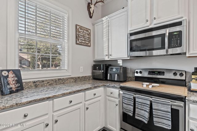 4938 Exton Park Loop, Castle Hayne, NC 28429