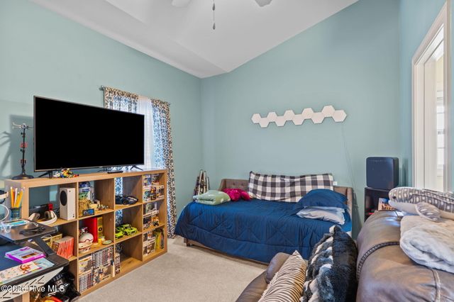 4938 Exton Park Loop, Castle Hayne, NC 28429