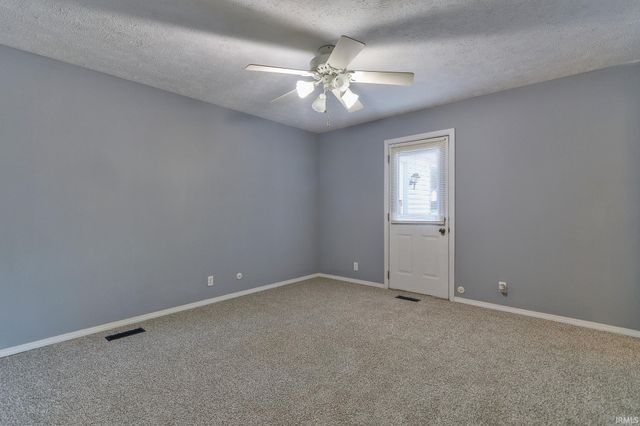 9301 Damm Road, Wadesville, IN 47638