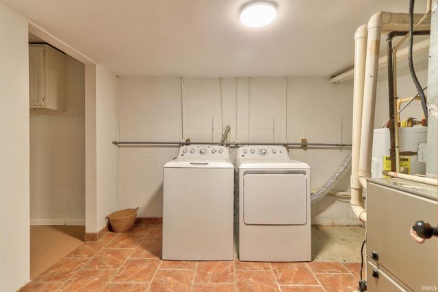 9301 Damm Road, Wadesville, IN 47638