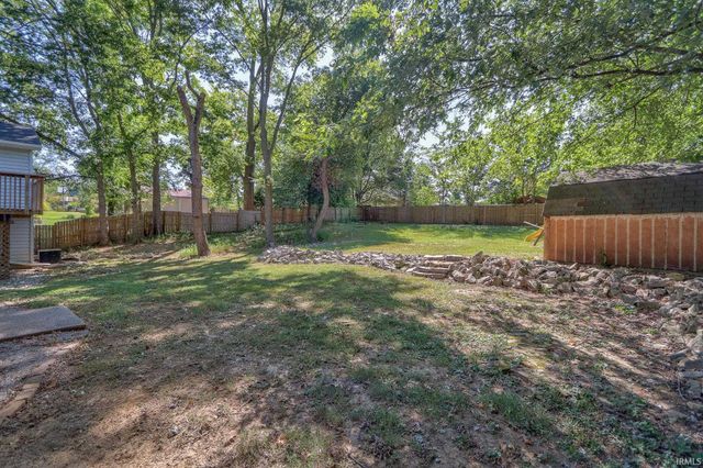 9301 Damm Road, Wadesville, IN 47638