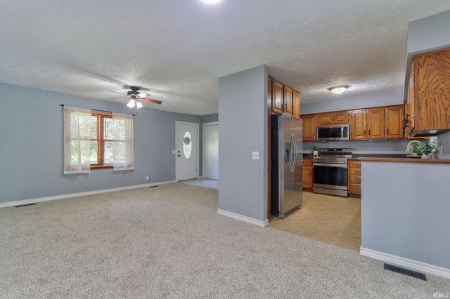 9301 Damm Road, Wadesville, IN 47638