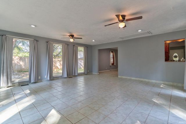 9301 Damm Road, Wadesville, IN 47638