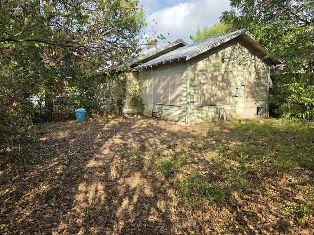 1517 Alston Avenue, Fort Worth, TX 76104