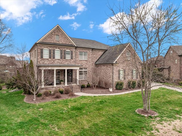 1846 Longmoore Ln, Brentwood, TN 37027