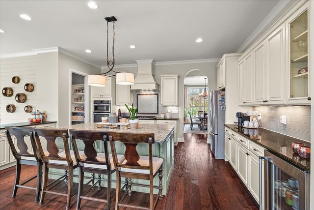 1846 Longmoore Ln, Brentwood, TN 37027