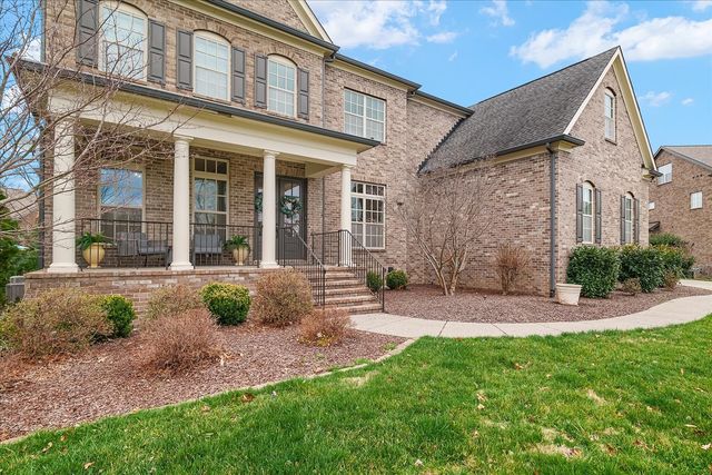 1846 Longmoore Ln, Brentwood, TN 37027