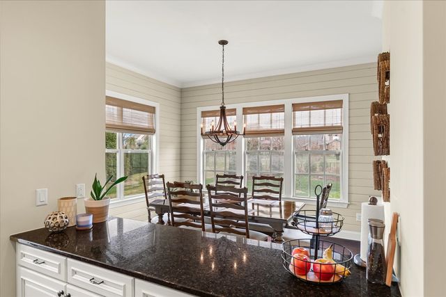 1846 Longmoore Ln, Brentwood, TN 37027