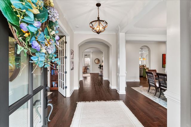 1846 Longmoore Ln, Brentwood, TN 37027