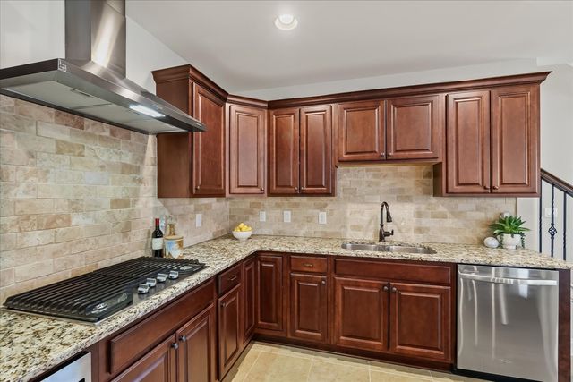 1846 Longmoore Ln, Brentwood, TN 37027