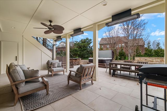 1846 Longmoore Ln, Brentwood, TN 37027