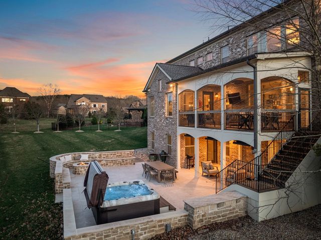 1846 Longmoore Ln, Brentwood, TN 37027