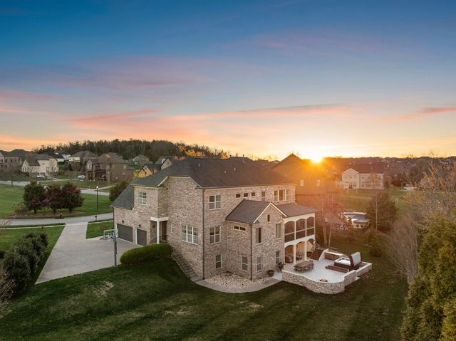 1846 Longmoore Ln, Brentwood, TN 37027