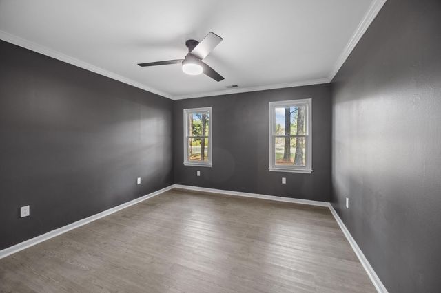 477 Grooms Road, Cross, SC 29436