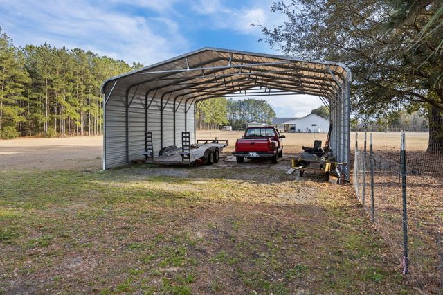 477 Grooms Road, Cross, SC 29436