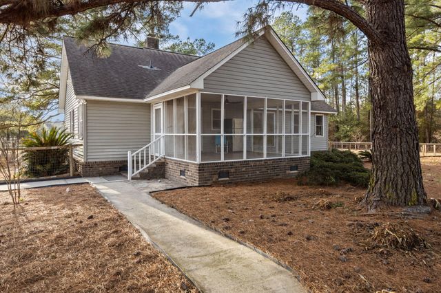 477 Grooms Road, Cross, SC 29436