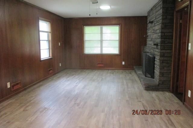 6878 Sni- A- Bar Road, Kansas City, MO 64129