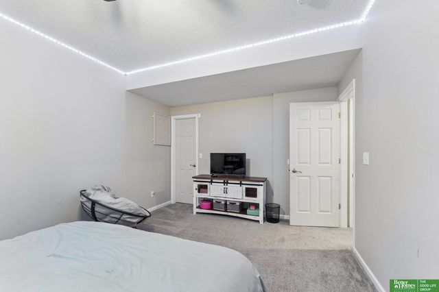 11655 Willow Park Drive, Gretna, NE 68028