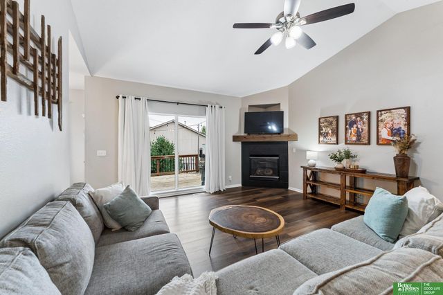 11655 Willow Park Drive, Gretna, NE 68028